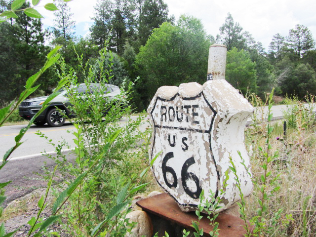 Tracing an Abandoned Stretch of Route 66 in New Mexico